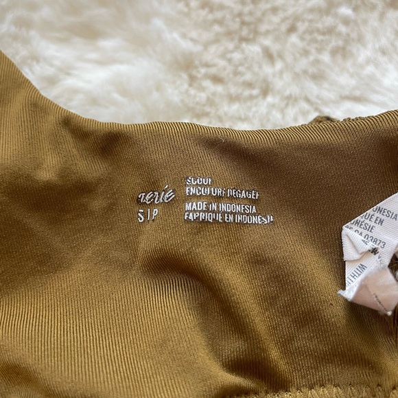 Leopard Print Highwaisted Swimsuit - Picture 3 of 5